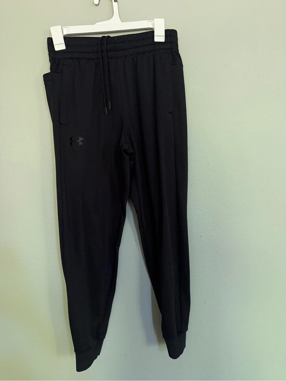 Under Armour Men's Black Athletic Jogger Sweatpants